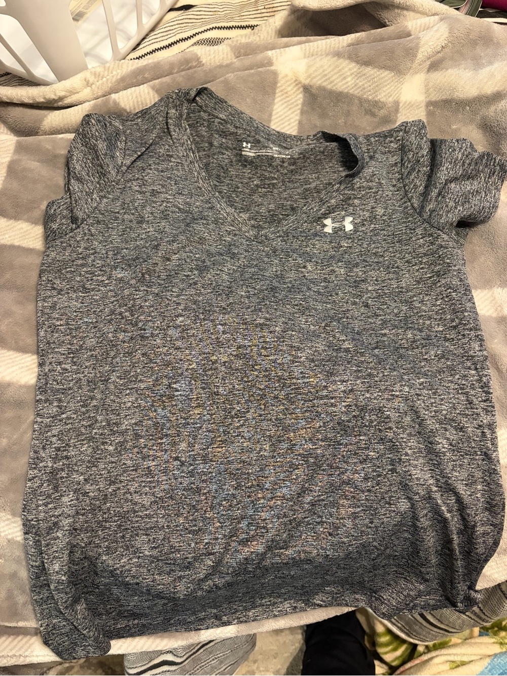 Under Armour Gray Heathered Women's V-Neck Performance Tee